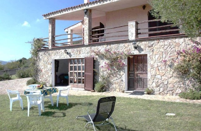 Luxurious villa with breathtaking views - 6000 sqm garden on the hillside