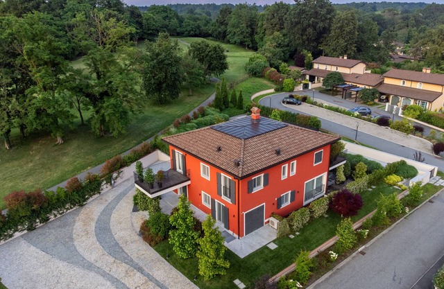 Luxurious Villa with Private Pool and Garden Inside Bogogno Golf Club