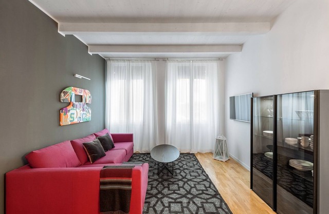 Luxury 1 bedroom "Two Towers" UNIQUE VIEW