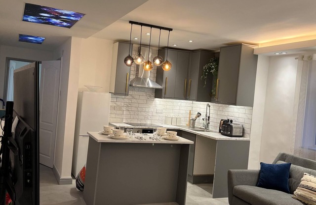 Luxury 2 Bed Apartment in Royal Sutton Coldfield