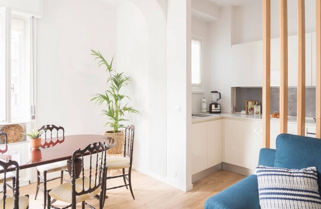 Luxury 2-bedroom apartment in the heart of Milano with AC, WiFi