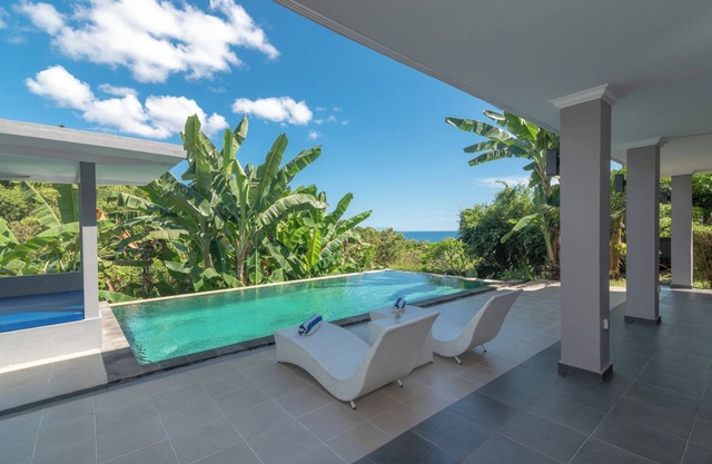 Luxury 2 Bedroom Villa near Lovina, Bali