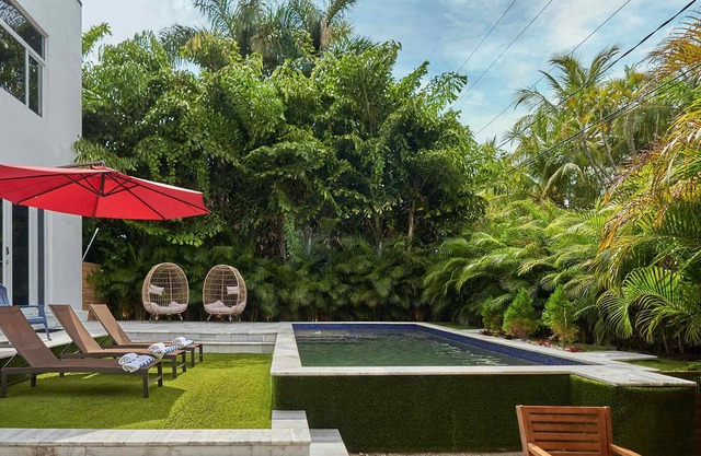 Luxury 2-Level Villa | Heated Pool+Grill+Chill Spots