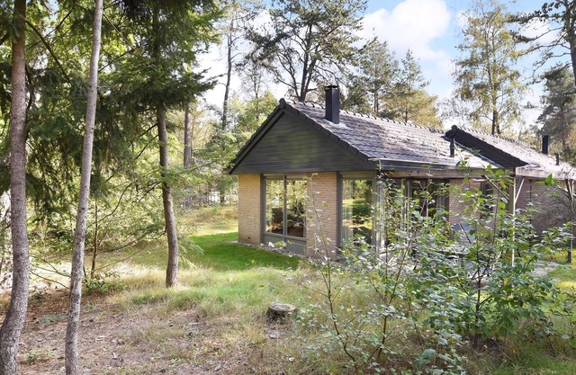 Luxury 2-person bungalow in the holiday park Landal Rabbit Hill