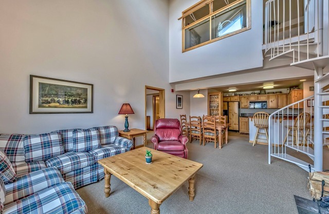 Luxury 2Br + loft, Lodge at Kirkwood – Unbeatable Location by RedAwning