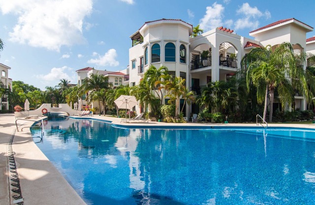 Luxury 3 Bdrm Condo in Playacar. Tennis & Golf Close By, Shops Walking Distance!