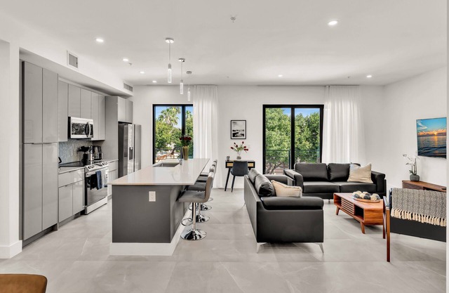 Luxury 3 Bedrooms APT Brand new, Perfectly located #204
