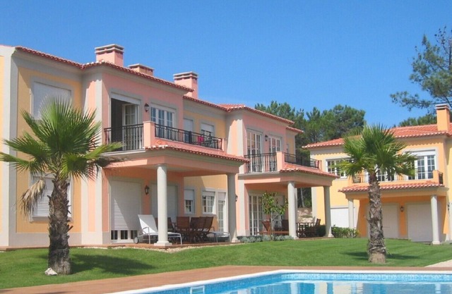 Luxury 3 bedroom apartment in Praia d'El Rey 5* Golf and Beach Resort