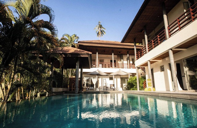 Luxury 3-Bedroom Villa with Sea and Mountain Views, Pool, Cinema, and Gym!