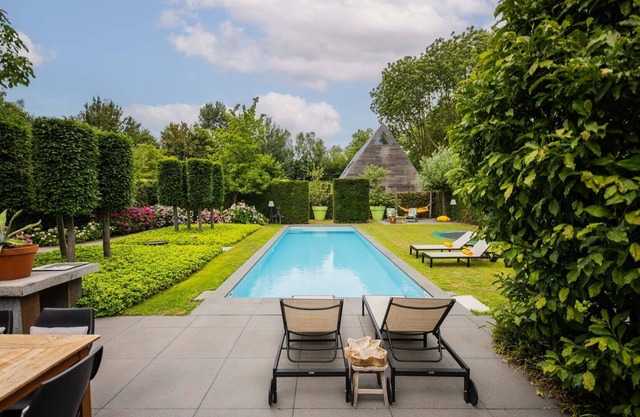 Luxury 4 Bedroom Villa with private pool in Eindhoven