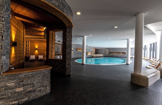 Luxury 4-person apartment - Extra accessible in the holiday park Landal Alpine Lodge Lenzerheide