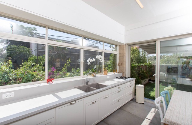 Luxury 4BDR in the heart of Old Katamon - Kosher