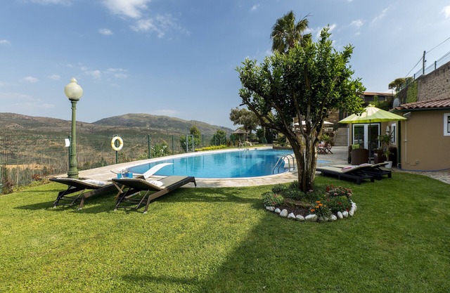 Luxury 6 bedrooms villa