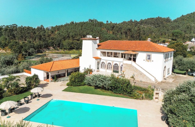 Luxury 9 bedrooms villa