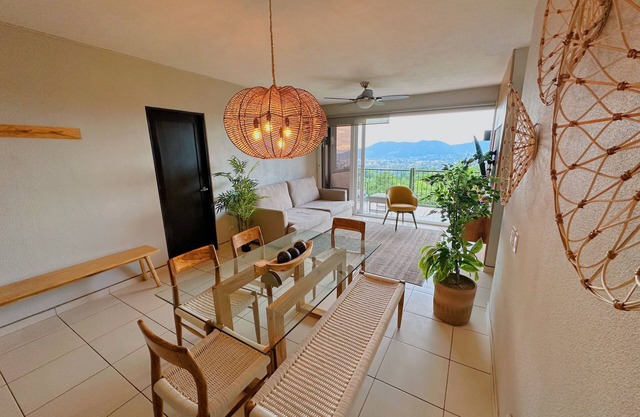 Luxury aesthetic flat with stunning city views and high-speed wifi