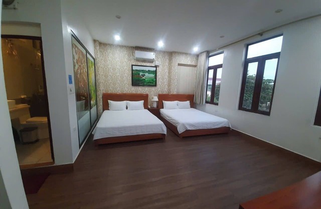 Luxury Airport Hotel & Travel
