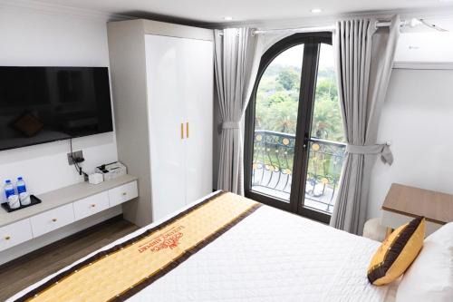 Luxury Airport Hotel