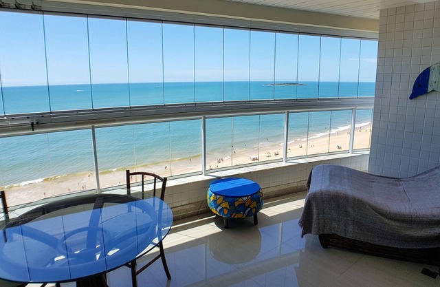 Luxury and comfort in the most beautiful sea view of VV!