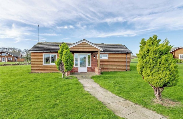 Luxury and contemporary retreat with a spacious open plan kitchen/lounge area.