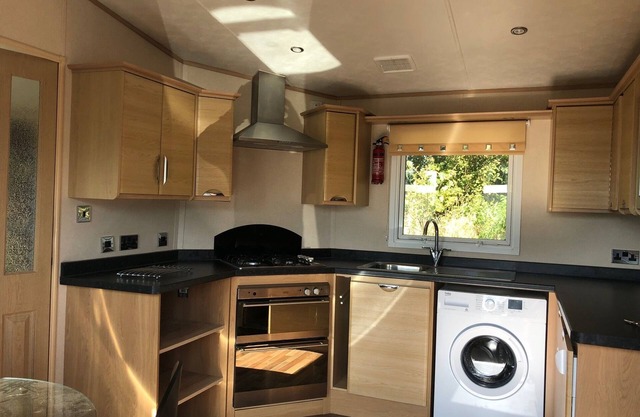 LUXURY AND NEW CARAVAN FOR HIRE ON SOUTHVIEW, SKEGNESS