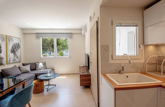 Luxury apartment Marine view