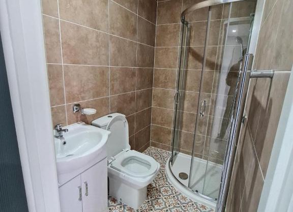 Luxury Apartment - Free Wi-Fi & Parking NO DEPOSIT