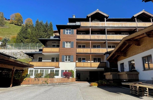 Luxury apartment Iglsberg in Saalbach for eight people.