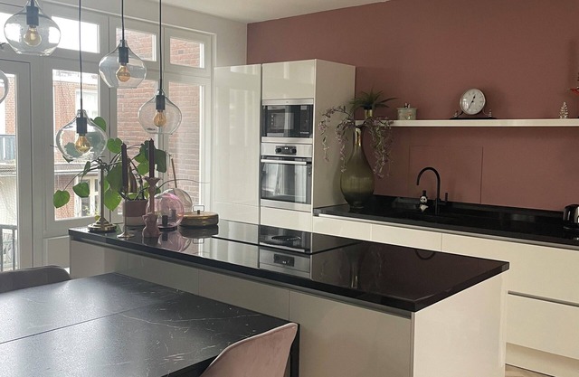 Luxury apartment with roof terrace | Amsterdam Oud-Zuid