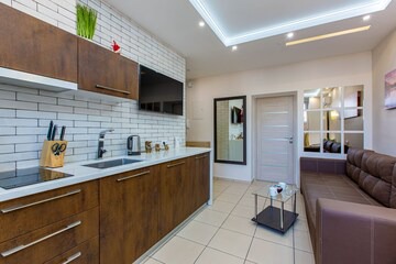 Luxury apartment with a big Jacuzzi and Sauna!