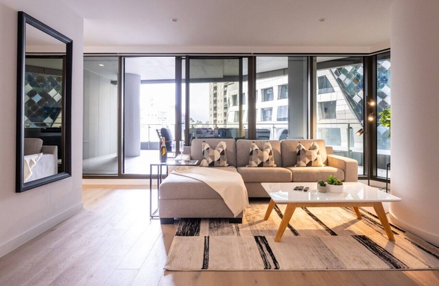 Luxury Apartment with Big Balcony