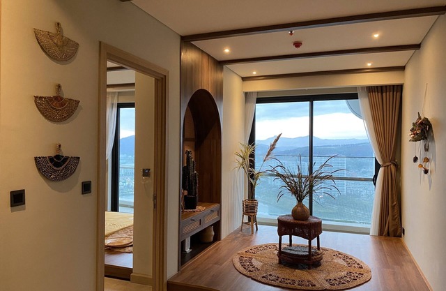 Luxury apartment with view of Ha Long bay - 5 min from the beach