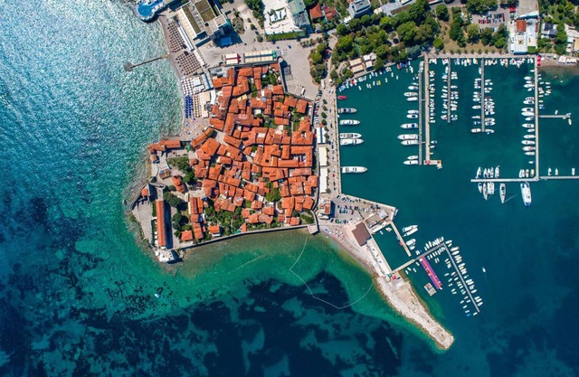 Sea 
