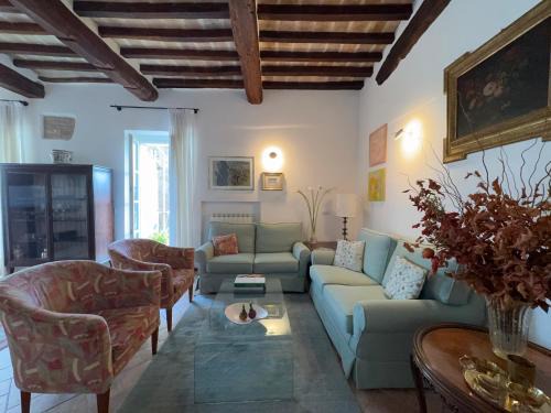 Luxury Apt Priori 46 in City Centre - ItalyWeGo