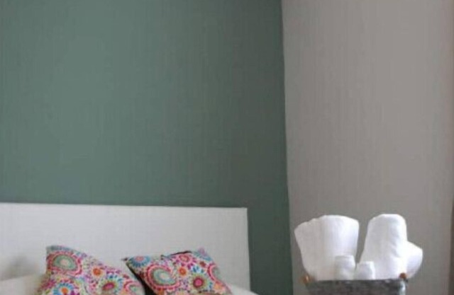 Luxury at affordable +AC+Kitchen+WiFi 60MB+Bathron