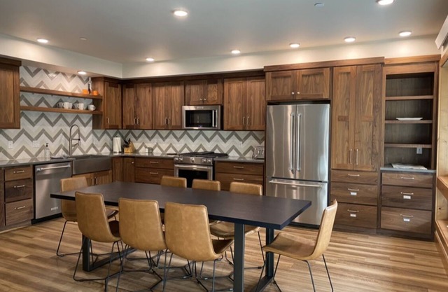 Luxury at the mountain! Amazing location just steps to the slopes and town!