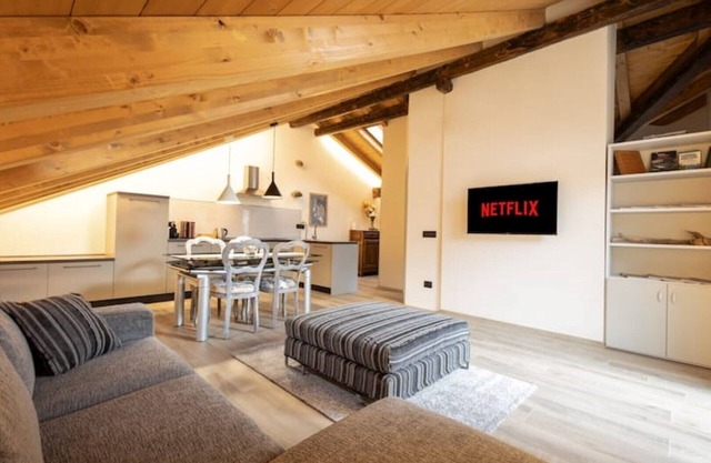 Luxury Attic apartment in the Historic Centre