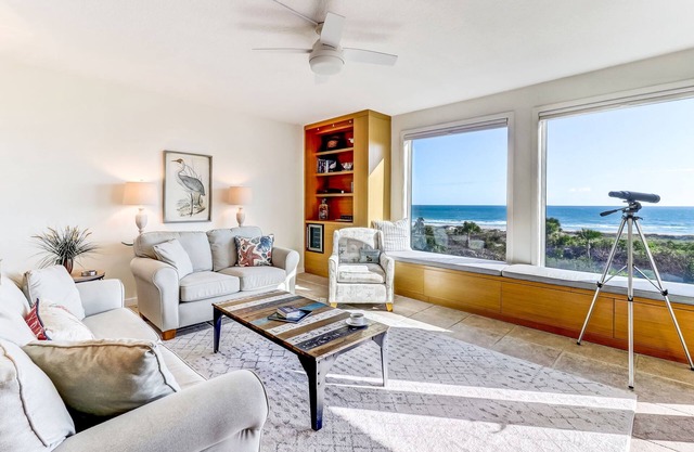Luxury Beach Front Condo in the Omni Resort Community with seasonally heated pool & panoramic view!