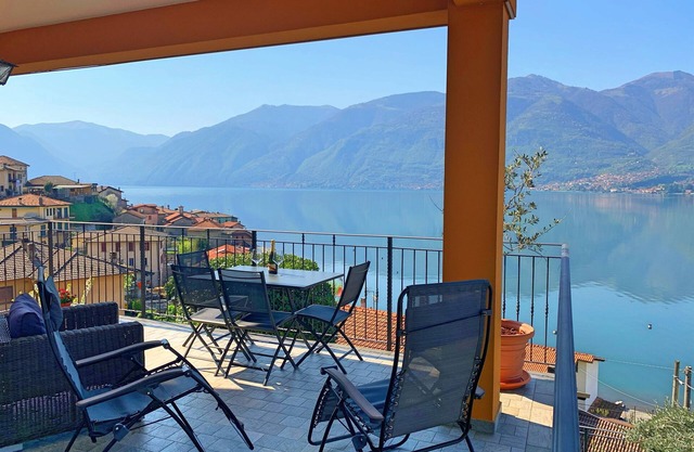 LUXURY bright apartment near BELLAGIO