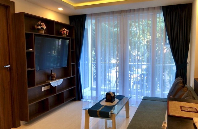Luxury Business Suite Garden View C2 in Grand Avenue by Pattaya City Estates.