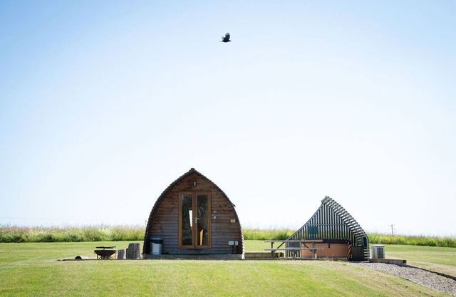 Luxury Cabin With Hot Tub by Wigwam Holidays
