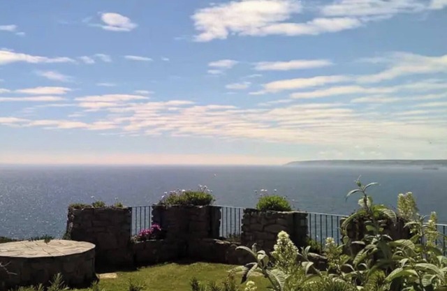 Luxury castle apartment on the Cornish south coast with epic sea views.