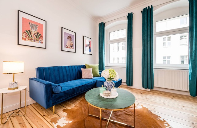 Luxury Central West Apartment in Berlin Charlottenburg