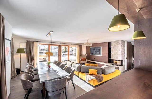 Luxury Chalet on the slope [Ciasa Viola]