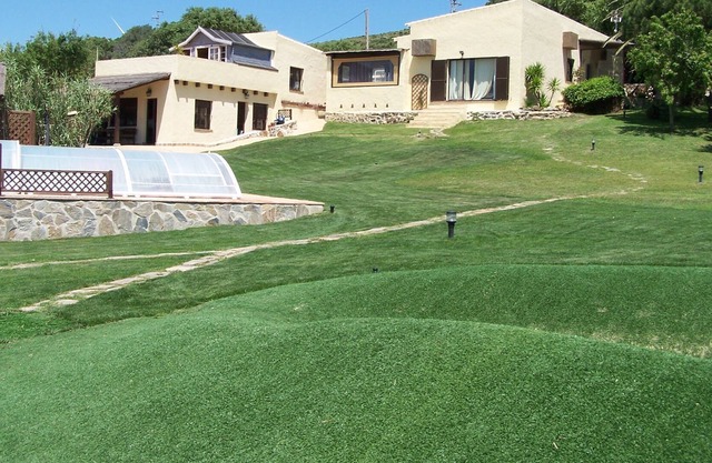LUXURY CHALET LA AHUMADA