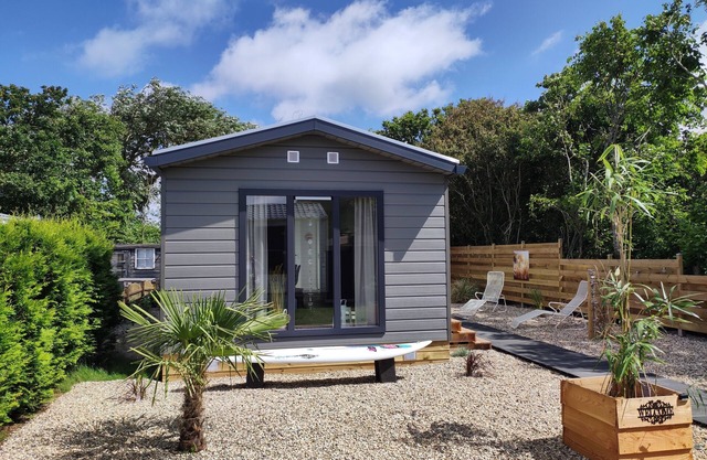Luxury chalet "Strandperle, "on a 5 star site, by the sea