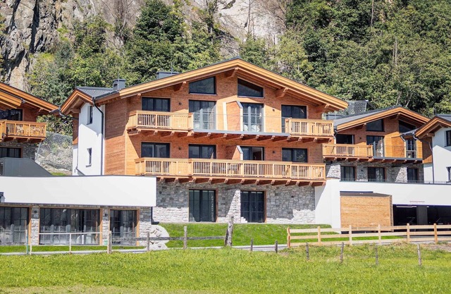Luxury chalet with private sauna in Uttendorf