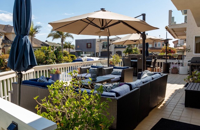 Luxury Channel Island Harbor Waterfront Home with Private Dock Sleeps 10!