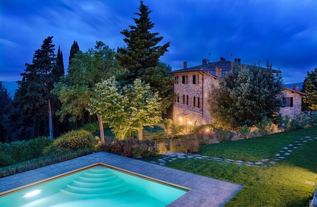Luxury Chianti with Charme, View, Pool and private Patio