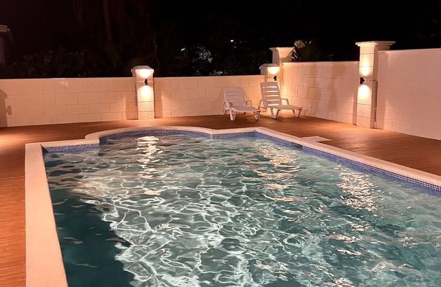 Luxury cliff apartment with fantastic pool and great sea views.