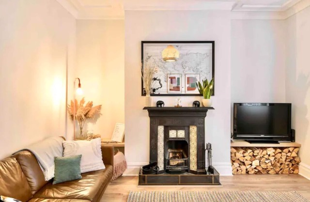 Luxury Coastal Retreat In Whitley Bay - Sleeps 8